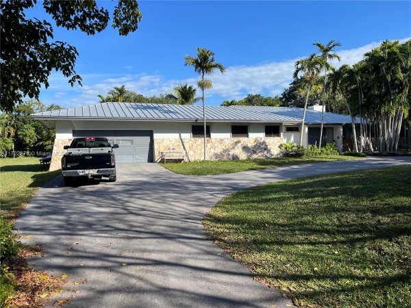 14501 SW 67th Ave Coral Gables, FL 33158 14501 SW 67th Ave Coral Gables, FL 33158