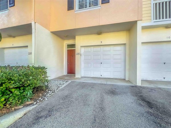 125 Galicia Way #204 Jupiter, FL 33458