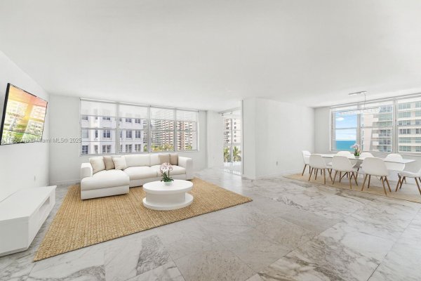 5640 Collins Ave #7B Miami Beach, FL 33140