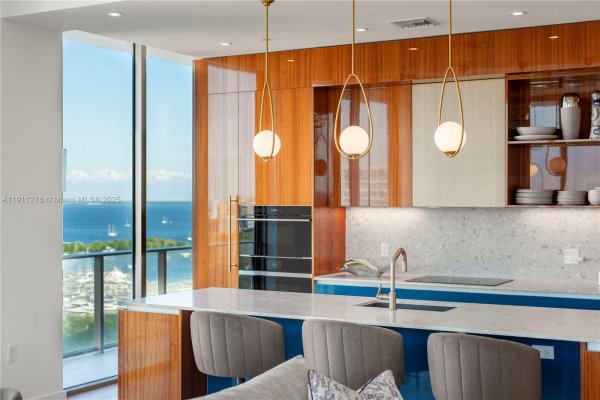 2655 S Bayshore Dr #1412 Miami, FL 33133
