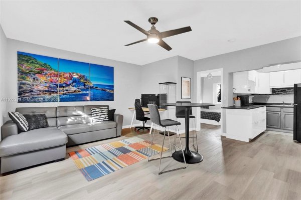 10076 E Bay Hbr Dr #76A Bay Harbor Islands, FL 33154