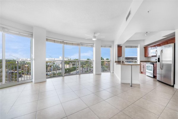 7270 SW 88th St #B303 Miami, FL 33156