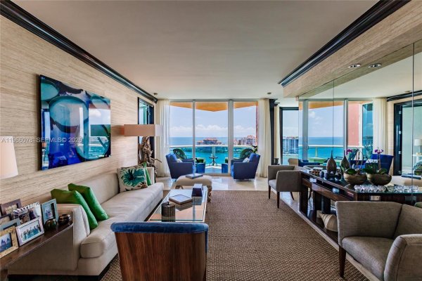 300 S Pointe Dr #1604 Miami Beach, FL 33139