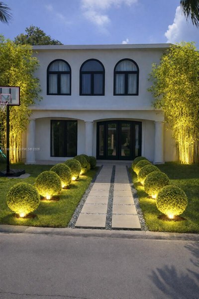 9124 Byron Ave Surfside, FL 33154