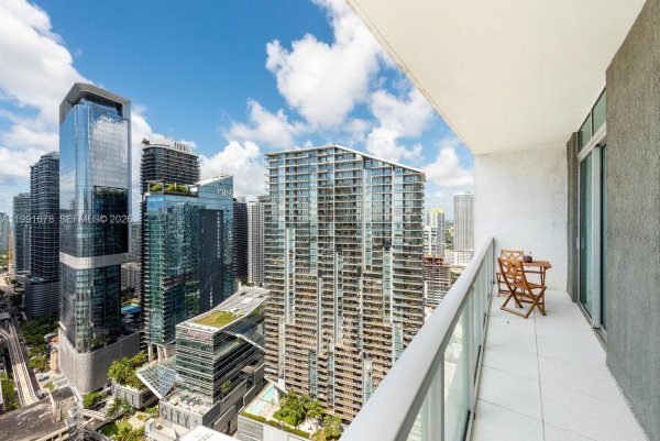 55 SE 6th St #4308 Miami, FL 33131