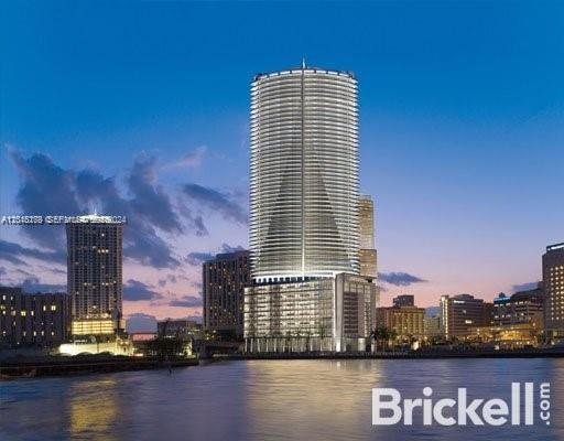 200 Biscayne Blvd Way #3110 Miami, FL 33131