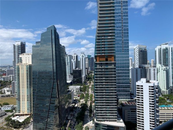1541 Brickell Ave #B3804 Miami, FL 33129