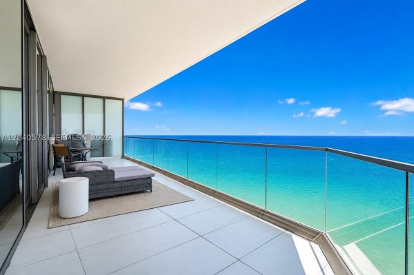 18975 Collins Ave #2004 Sunny Isles Beach, FL 33160