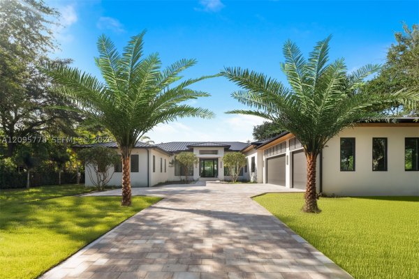 6600 SW 116th St Pinecrest, FL 33156