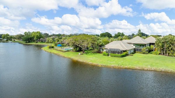 13254 Polo Clb #C101 Wellington, FL 33414