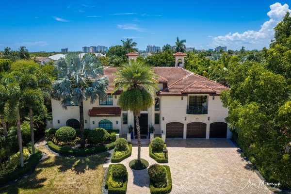 2808 NE 20th Ct Fort Lauderdale, FL 33305