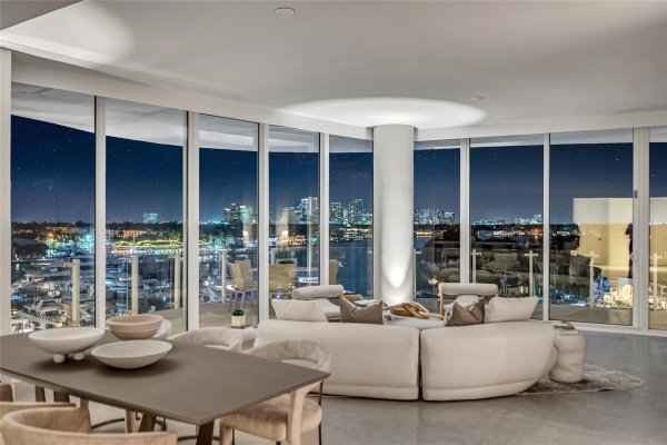 2241 SE 17th St #601 Fort Lauderdale, FL 33316