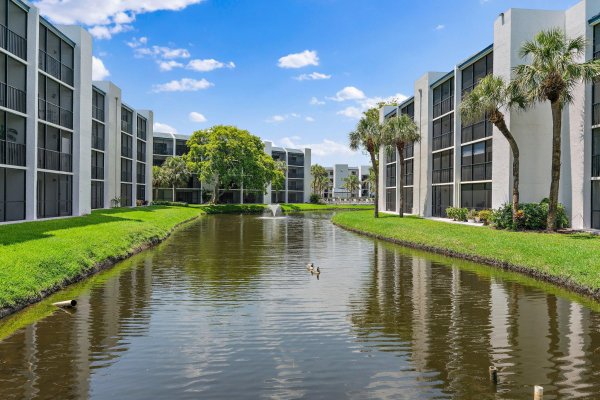 1605 S Us Hwy 1 #D403 Jupiter, FL 33477