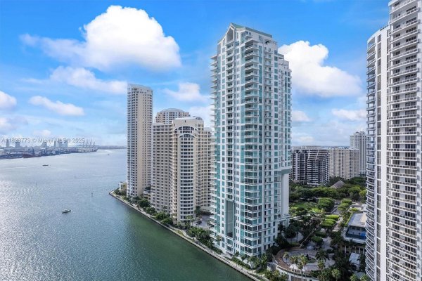 900 Brickell Key Blvd #3103 Miami, FL 33131
