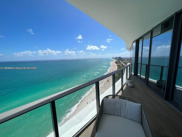 15701 Collins Ave #2703 Sunny Isles Beach, FL 33160