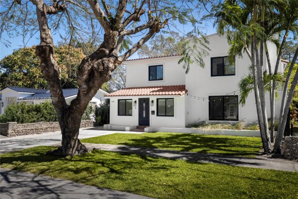 7111 SW 63rd Ave South Miami, FL 33143