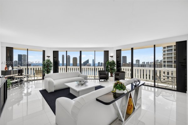 3000 Island Blvd #2506 Aventura, FL 33160