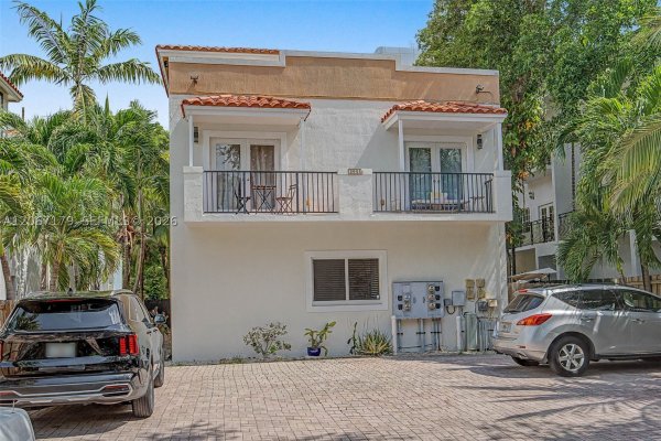 2945 Coconut Ave #4 Miami, FL 33133
