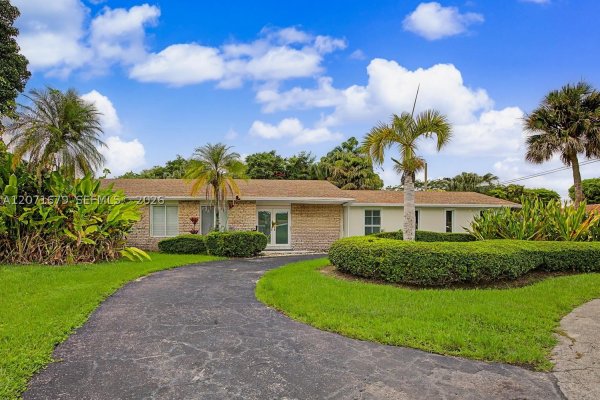 7100 SW 119th St Pinecrest, FL 33156