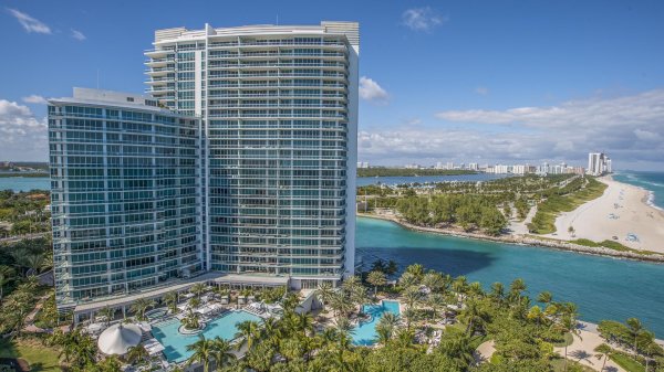 10295 Collins #2203 Bal Harbour, FL 33154
