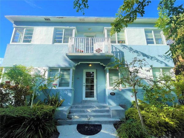 969 Bay Dr #1 Miami Beach, FL 33141