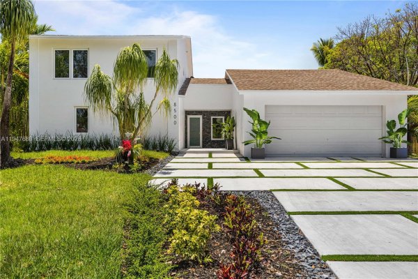 8500 SW 179th St Palmetto Bay, FL 33157