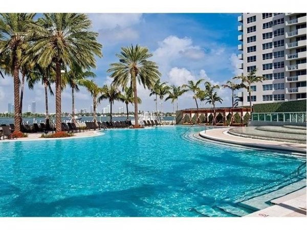 1500 Bay Rd #644S Miami Beach, FL 33139