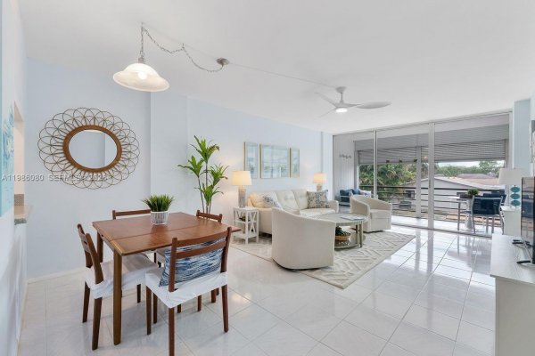 109 Royal Park Dr #2F Oakland Park, FL 33309