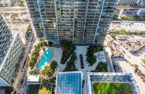 88 SW 7th #2112 Miami, FL 33130
