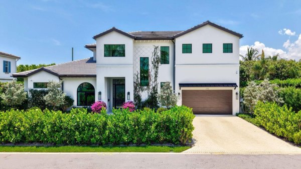 232 Linda Ln West Palm Beach, FL 33405
