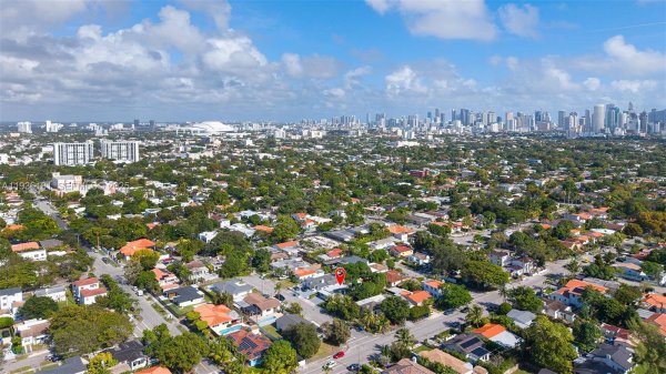 1511 SW 20th Ct Miami, FL 33145