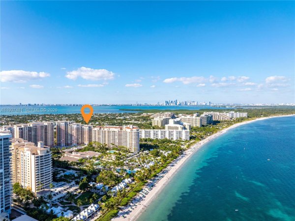 781 Crandon Blvd #804 Key Biscayne, FL 33149