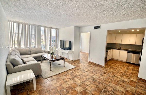 801 Three Iss Blvd #411 Hallandale Beach, FL 33009