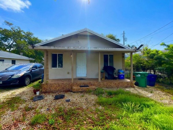 Undisclosed Address Miami, FL 33147