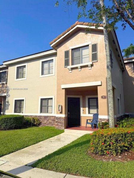 22711 SW 88th Pl #7-23 Cutler Bay, FL 33190