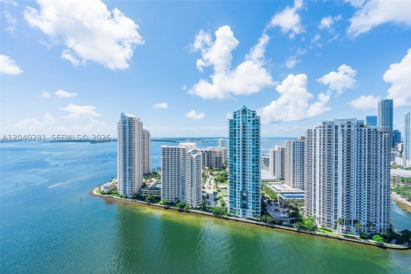 325 S Biscayne Blvd #3821 Miami, FL 33131