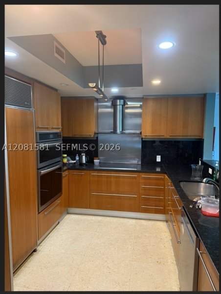 9401 Collins Ave #405 Surfside, FL 33154