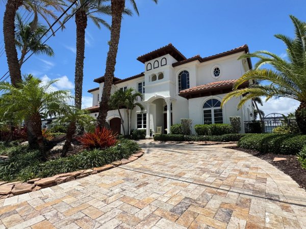 4431 NE 24th Lighthouse Point, FL 33064