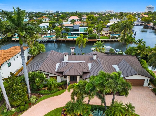 3233 NE 40th Fort Lauderdale, FL 33308