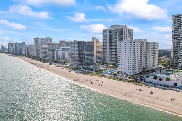 4250 Galt Ocean Dr #7c Fort Lauderdale, FL 33308