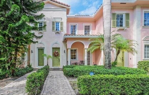 114 Ennis Ln Jupiter, FL 33458