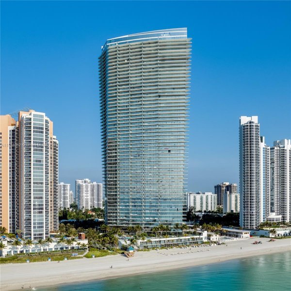 18975 Collins Ave #5102 Sunny Isles Beach, FL 33160