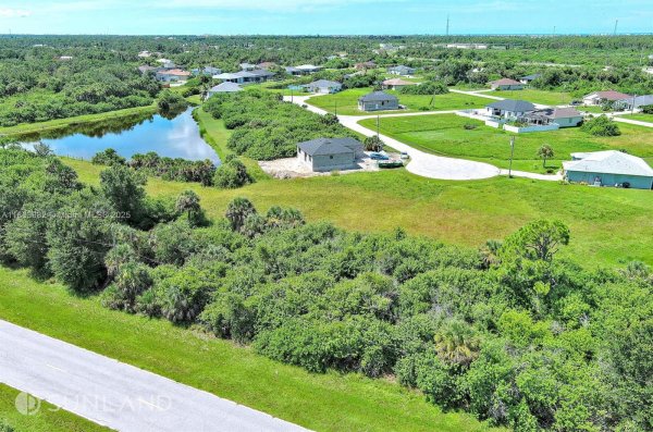 316 Sunset Rd Other, FL 33947