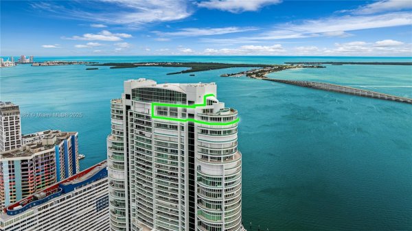 1643 Brickell Ave #PH4902 Miami, FL 33129 1643 Brickell Ave #PH4902 Miami, FL 33129
