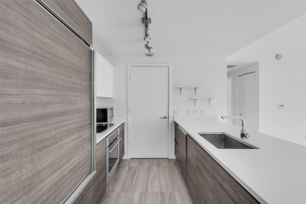 1100 S Miami Ave #509 Miami, FL 33130