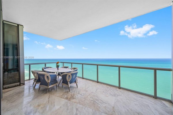 17121 Collins Ave #PH4406 Sunny Isles Beach, FL 33160