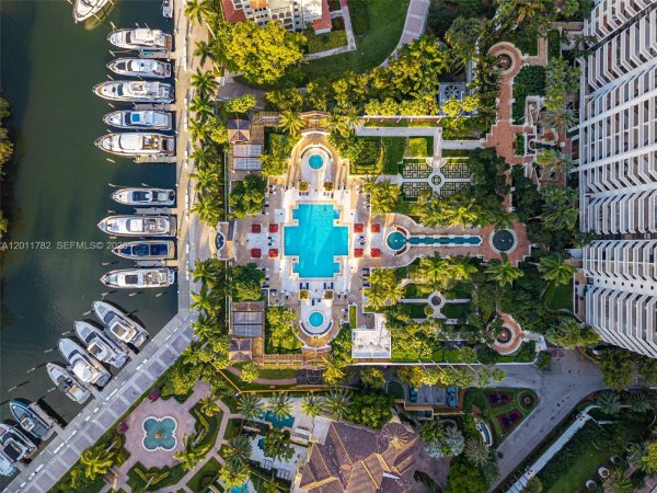2000 Island Blvd #2503 Aventura, FL 33160