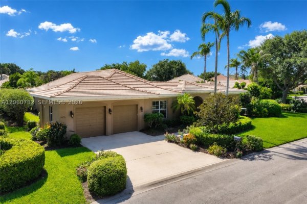 9030 Castle Harbour Cir Vero Beach, FL 32963