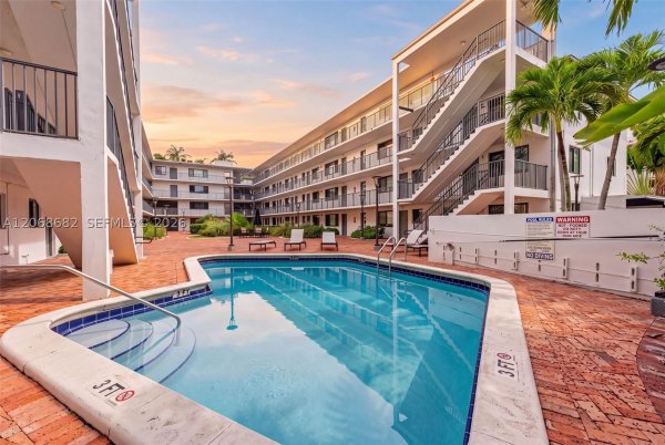 2924 Day Ave #N314 Miami, FL 33133