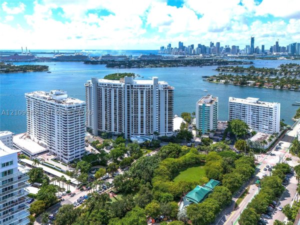 9 Island Ave #714 Miami Beach, FL 33139